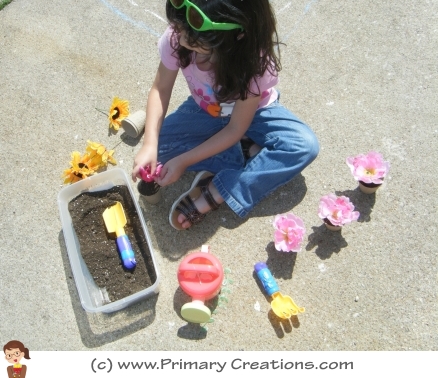 Gardening Sensory Tub 4